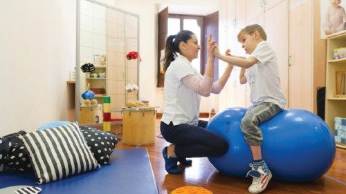 Costruire una società degna dell’uomo QUO-211 Costruire una società degna dell’uomo QUO-211