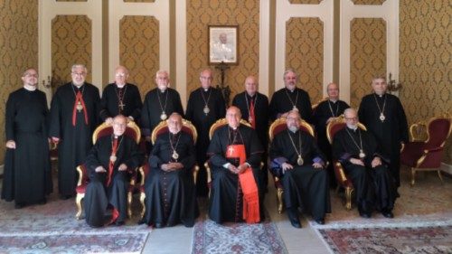  Il nuovo patriarca di Cilicia degli armeni  QUO-216