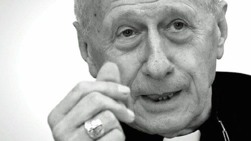 Etchegaray
Kardinal Roger Etchegaray, Präsident des Päpstlichen Rates für Gerechtigkeit und Frieden, ... Etchegaray
Kardinal Roger Etchegaray, Präsident des Päpstlichen Rates für Gerechtigkeit und Frieden, ...
