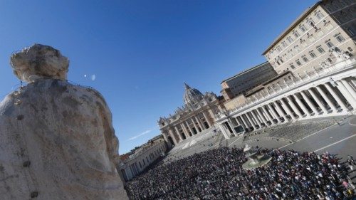  La fede non nasce da un dovere  ma da uno sguardo d’amore  QUO-231