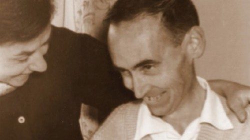 La macchina da scrivere di Dio QUO-250 La macchina da scrivere di Dio QUO-250