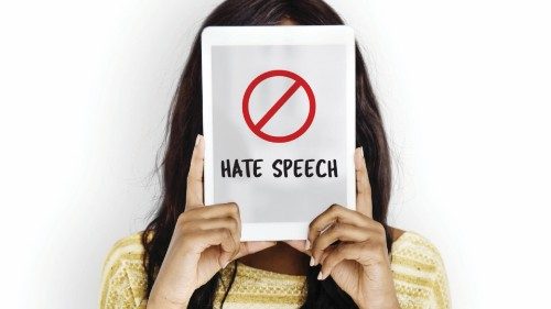  Favorire la conoscenza contro la crescita dell’odio online  QUO-255