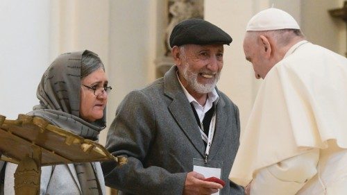 È tempo di restituire la parola ai poveri QUO-258 È tempo di restituire la parola ai poveri QUO-258