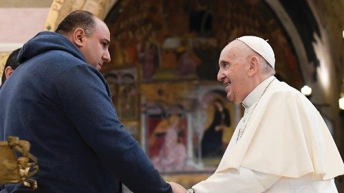 È tempo di restituire la parola ai poveri QUO-258 È tempo di restituire la parola ai poveri QUO-258