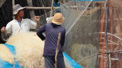  Difendere i pescatori da abusi e sfruttamento  QUO-264