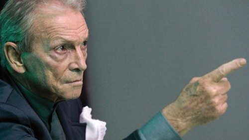 Il dramma della libertà nella risata di Ivan QUO-266 Il dramma della libertà nella risata di Ivan QUO-266