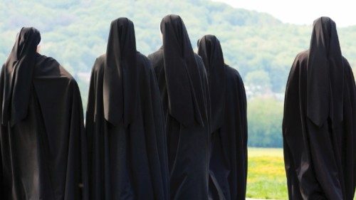Five nuns Five nuns