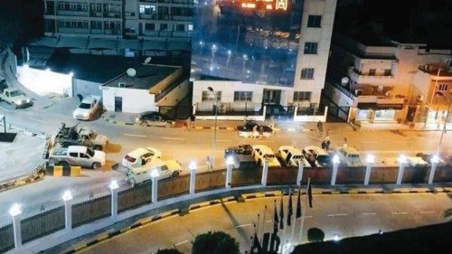  Notte di tensione  a Tripoli  QUO-286