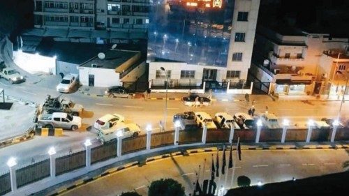 Notte di tensione a Tripoli QUO-286 Notte di tensione a Tripoli QUO-286