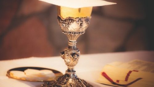 La Santa Sede risponde ai quesiti dei vescovi sulla celebrazione della Messa antica QUO-288 La Santa Sede risponde ai quesiti dei vescovi sulla celebrazione della Messa antica QUO-288