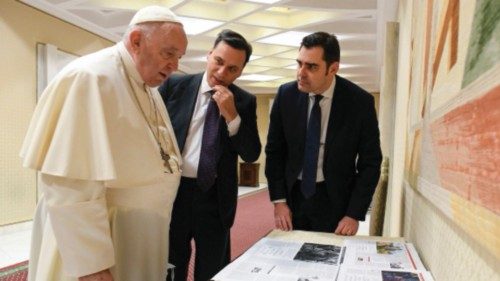 Intervista a Papa Francesco sulla paternità QUO-008 Intervista a Papa Francesco sulla paternità QUO-008