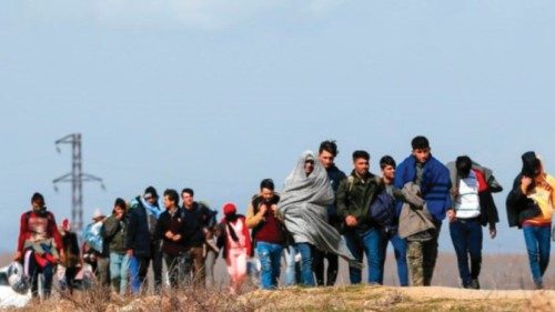 Morti di freddo dodici migranti QUO-027 Morti di freddo dodici migranti QUO-027