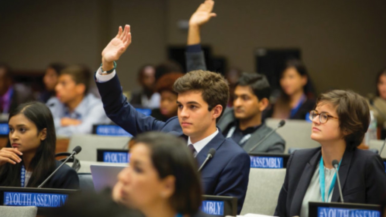 Угроза оон. Конференции ООН молодежь. Модель ООН. Спикер ООН. Испания в ООН.