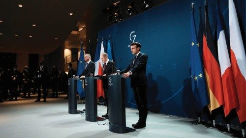 German Chancellor Olaf Scholz, Polish President Andrzej Duda and French President Emmanuel Macron ... German Chancellor Olaf Scholz, Polish President Andrzej Duda and French President Emmanuel Macron ...