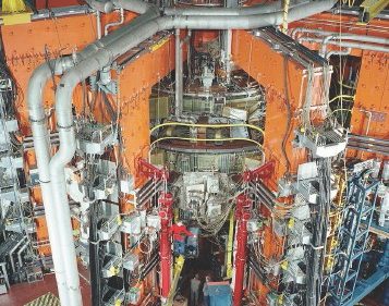 La fusione nucleare è più vicina QUO-033 La fusione nucleare è più vicina QUO-033