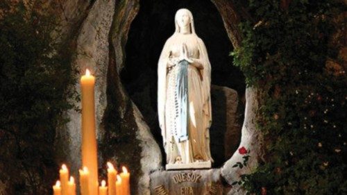  Lourdes è un fatto unico  QUO-034