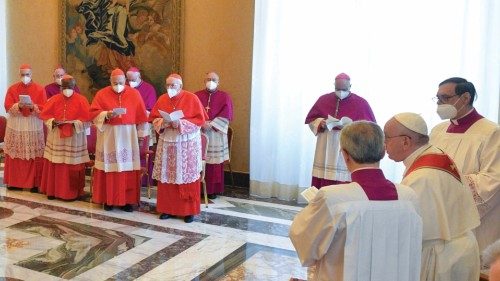 Il Papa ha tenuto Concistoro ordinario pubblico QUO-052 Il Papa ha tenuto Concistoro ordinario pubblico QUO-052