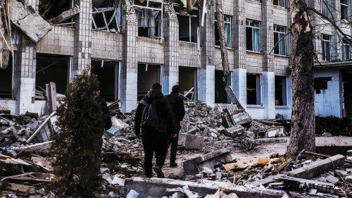 epaselect epa09818263 The destroyed main building of school number 25, after being bombed in ... epaselect epa09818263 The destroyed main building of school number 25, after being bombed in ...