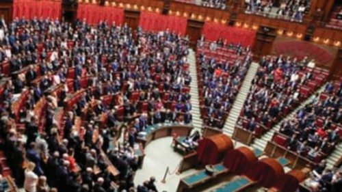  La partecipazione  è il valore essenziale   QUO-061