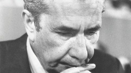 «Dobbiamo avere il coraggio di essere più che politici» QUO-061 «Dobbiamo avere il coraggio di essere più che politici» QUO-061