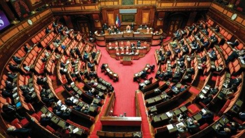 Un momento n Senato durante informativa del ministro dell'Ambiente Roberto Cingolani sui recenti ... Un momento n Senato durante informativa del ministro dell'Ambiente Roberto Cingolani sui recenti ...