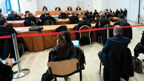 Decima udienza del processo in Vaticano QUO-064 Decima udienza del processo in Vaticano QUO-064