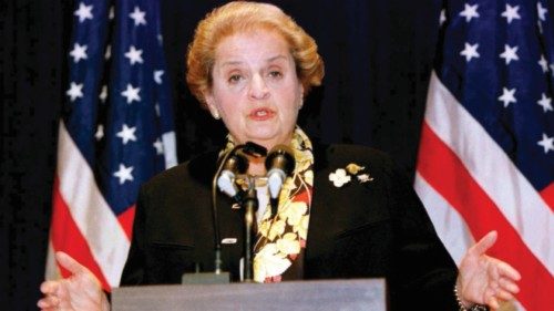 FILE PHOTO: U.S. Secretary of State Madeleine Albright speaks to reporters following her meeting ...