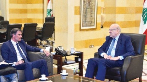 A handout picture provided by the Lebanese photo agency Dalati and Nohra shows Prime Minister Najib ... A handout picture provided by the Lebanese photo agency Dalati and Nohra shows Prime Minister Najib ...