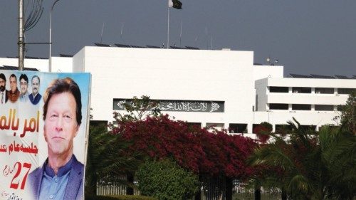 epa09861994 A view of the portrait of Pakistani Prime Minister Imran Khan, installed by the ... epa09861994 A view of the portrait of Pakistani Prime Minister Imran Khan, installed by the ...