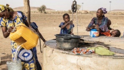 In Senegal fondi di emergenza per le famiglie povere QUO-109 In Senegal fondi di emergenza per le famiglie povere QUO-109