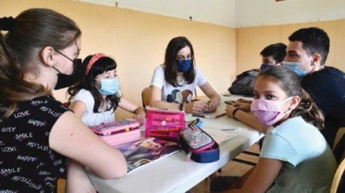 Roma, 15 giugno 2020. Centro estivo parrocchiale presso la parrocchia San Gaspare del Bufalo. Roma, 15 giugno 2020. Centro estivo parrocchiale presso la parrocchia San Gaspare del Bufalo.