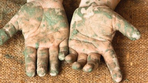 Caporalato minorile Il lato oscuro dell’agricoltura QUO-115 Caporalato minorile Il lato oscuro dell’agricoltura QUO-115