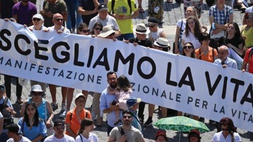  Spegnere i conflitti con gesti di pace  QUO-117