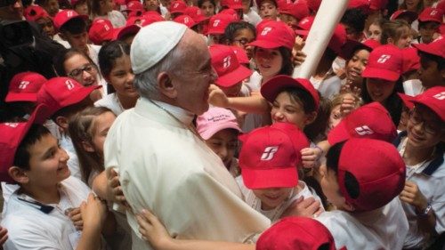 SS. Francesco - Atrio dellAula Paolo VI:Treno dei Bambini  09-06-2018ct