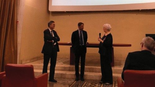 Per diminuire la distanza tra carcere e società QUO-129 Per diminuire la distanza tra carcere e società QUO-129
