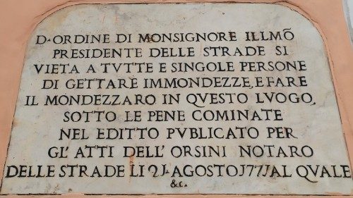  Editti e tratti di corda: la perenne lotta  dell’Urbe contro i rifiuti  QUO-133