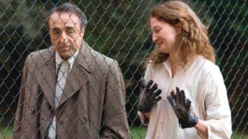 Quel padre capace di trattenere sua figlia sull’orlo del baratro QUO-135 Quel padre capace di trattenere sua figlia sull’orlo del baratro QUO-135