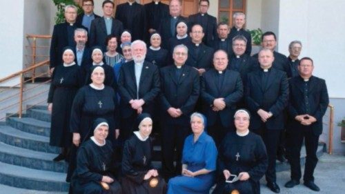 Il viaggio di monsignor Gallagher in Macedonia del Nord QUO-140 Il viaggio di monsignor Gallagher in Macedonia del Nord QUO-140