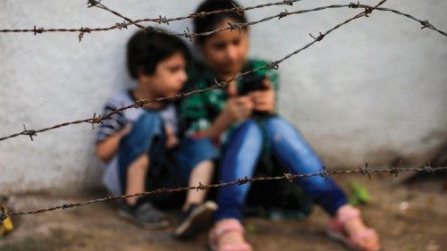 Una fraternità senza finzioni QUO-143 Una fraternità senza finzioni QUO-143