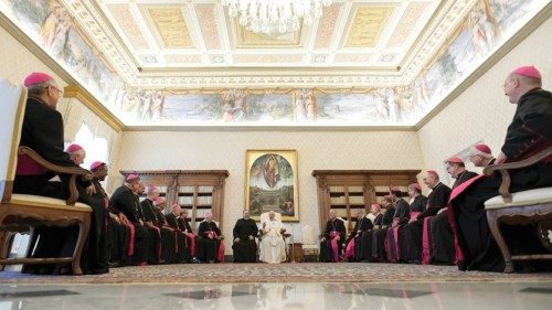  La visita «ad limina»  di vescovi del Brasile  QUO-145