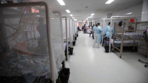 Children suffering symptoms of dengue fever are treated at Hospital Escuela, as authorities reported ... Children suffering symptoms of dengue fever are treated at Hospital Escuela, as authorities reported ...