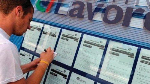  In Italia sono le famiglie fragili a pagare il prezzo più alto    QUO-161