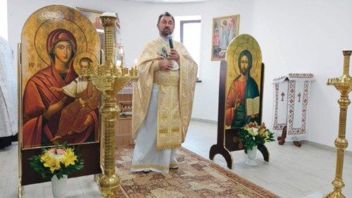 Una chiesa sempre aperta per donare speranza e aiuto QUO-175 Una chiesa sempre aperta per donare speranza e aiuto QUO-175
