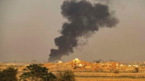 E? di oltre 40 morti il bilancio degli scontri armati avvenuti nelle ultime 48 ore tra le forze del ... E? di oltre 40 morti il bilancio degli scontri armati avvenuti nelle ultime 48 ore tra le forze del ...