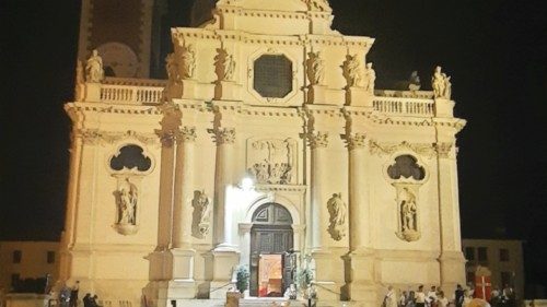 Continuare con i cantieri della ministerialità QUO-205 Continuare con i cantieri della ministerialità QUO-205