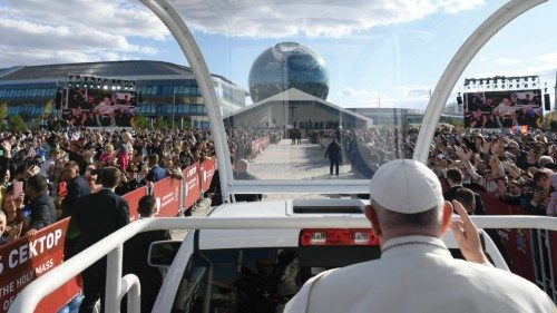 Una piccola Chiesa dai mille volti QUO-210 Una piccola Chiesa dai mille volti QUO-210