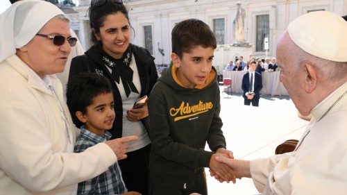 Ascoltare e rispettare: una strada di civiltà per il mondo QUO-216 Ascoltare e rispettare: una strada di civiltà per il mondo QUO-216