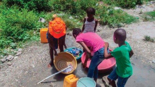  Haiti: 2 milioni di bambini  hanno bisogno di aiuto   QUO-216