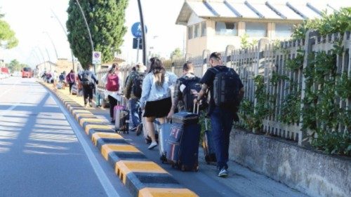 I giovani protagonisti di un cambio di rotta QUO-218 I giovani protagonisti di un cambio di rotta QUO-218
