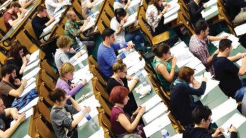«Ho passato gli esami ma non so come fare il mio lavoro» QUO-224 «Ho passato gli esami ma non so come fare il mio lavoro» QUO-224